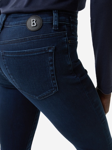 BOGNER Slimfit Jeans 'JULIE' in Blau