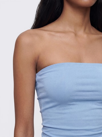 Haut 'Nina' studioselect en bleu