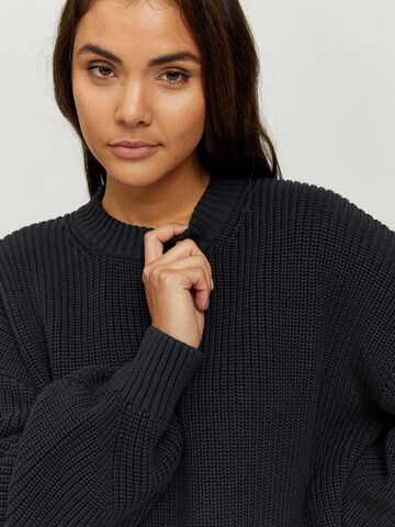 Pull-over 'Valma' mazine en noir