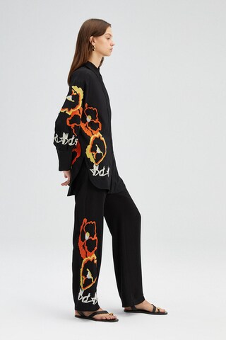 Touche Prive Blouse in Black