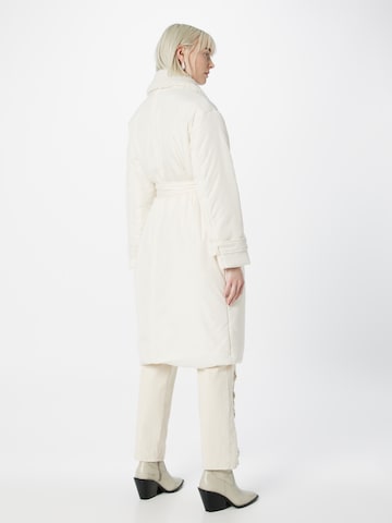 Dorothy Perkins Zimní kabát – bílá