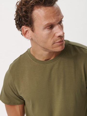 Copenhagen Bamboo Shirt 'Oliven' in Green