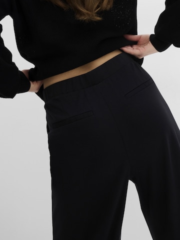 bonprix - Loosefit Pantalón en negro