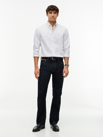 Slim fit Camicia 'FLEX' di TOMMY HILFIGER in bianco