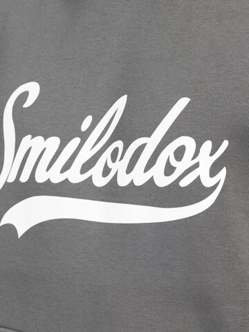 Smilodox Sweatshirt 'Lorik' in Grey