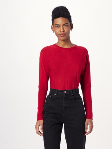 Pull-over 'Pippa' Claire en rouge : devant