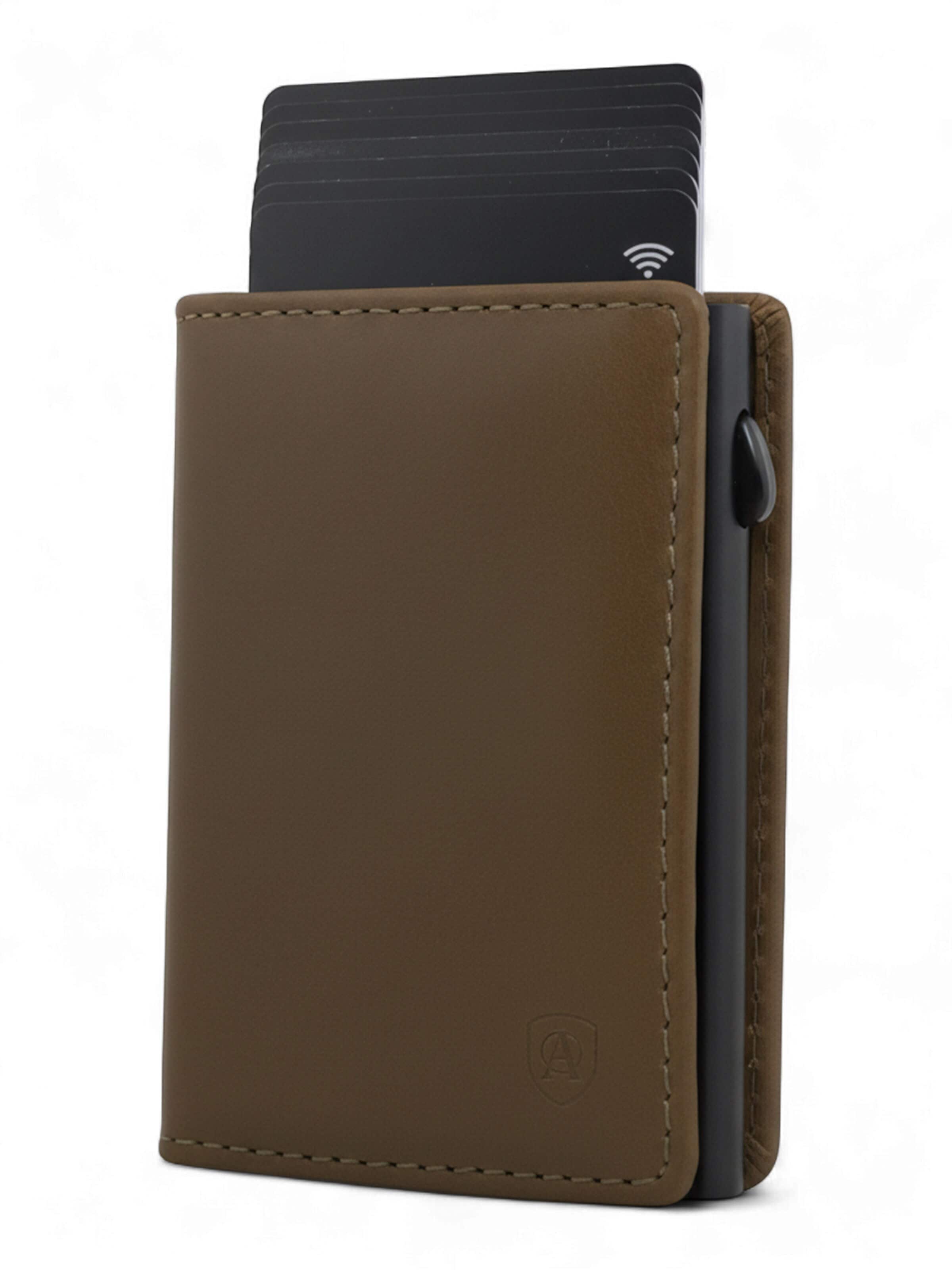 Akaroa Wallet 'Slim Wallet Pelle II' in Green: front