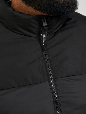 Jack & Jones Plus Zimska jakna 'TOBY' | črna barva
