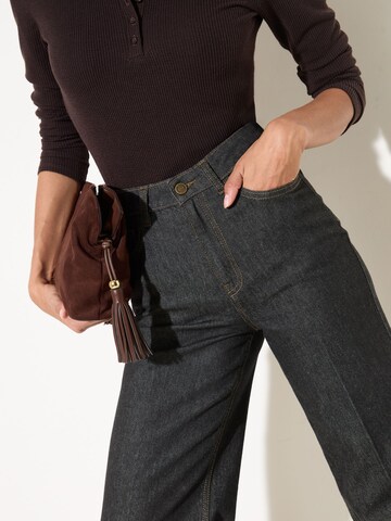 Friends Like TheseFlared/zvonoliki kroj Traperice 'Everyday' - crna boja