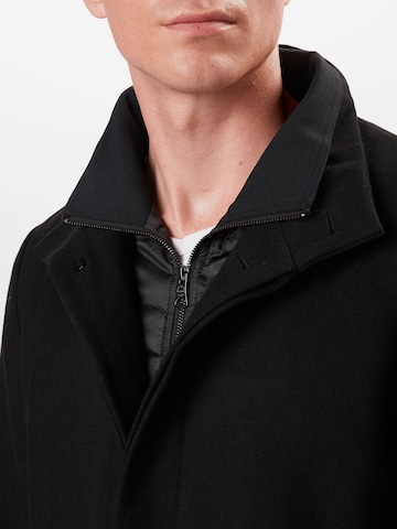 Matinique Regular fit Between-Seasons Coat 'Harvey' in Black