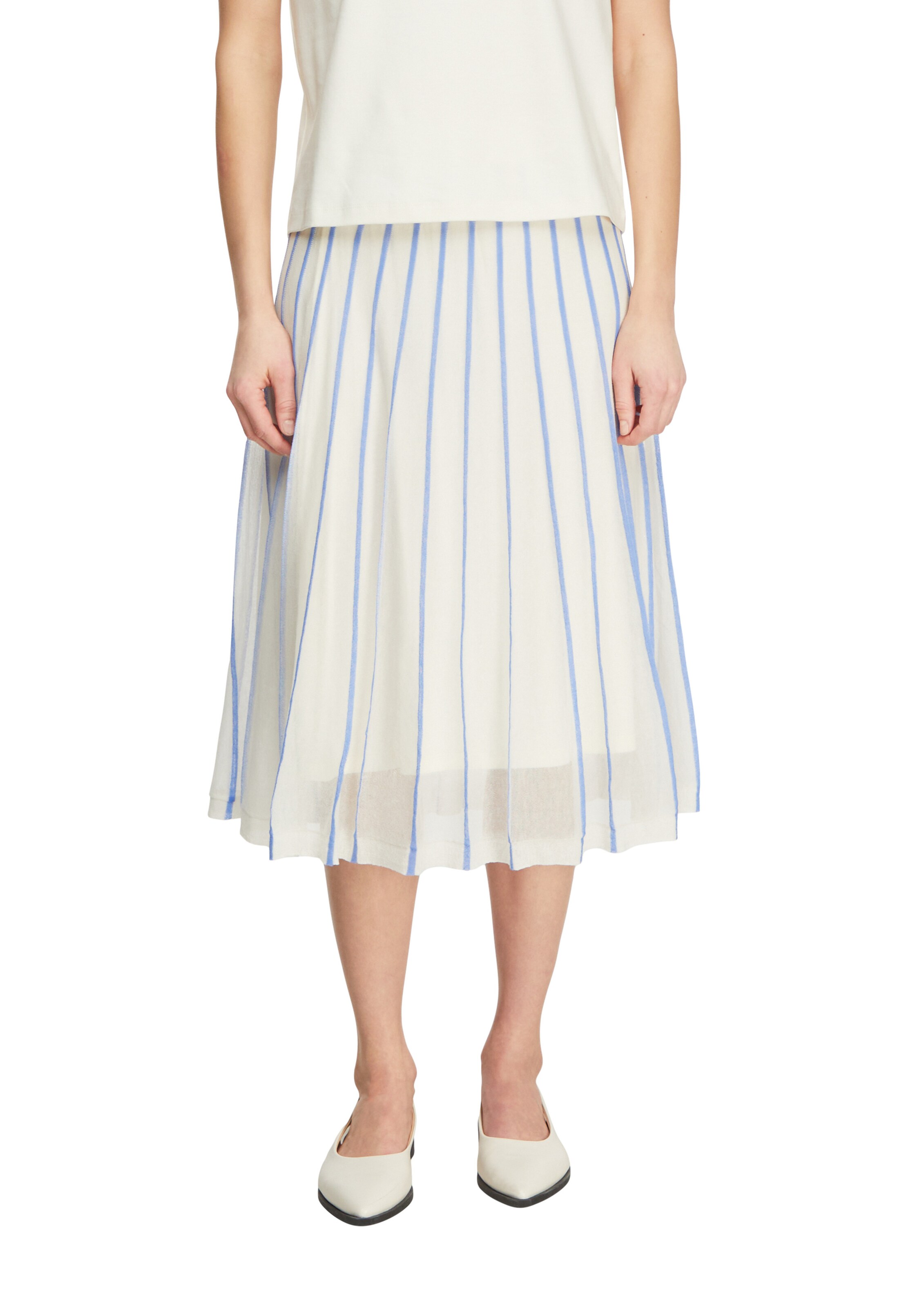 COMMA Skirt in White: front