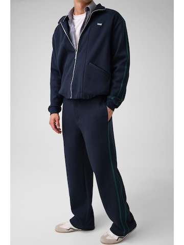 GUESS Loose fit Pants in Blue