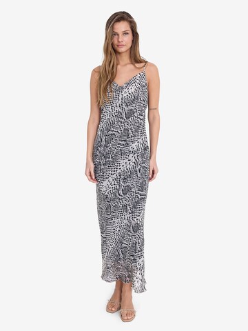 Noisy may Dress in Beige: front