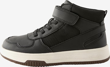 Sneaker di Next in nero: frontale