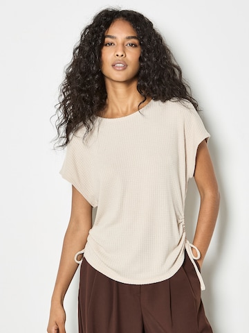T-shirt Apricot en gris : devant