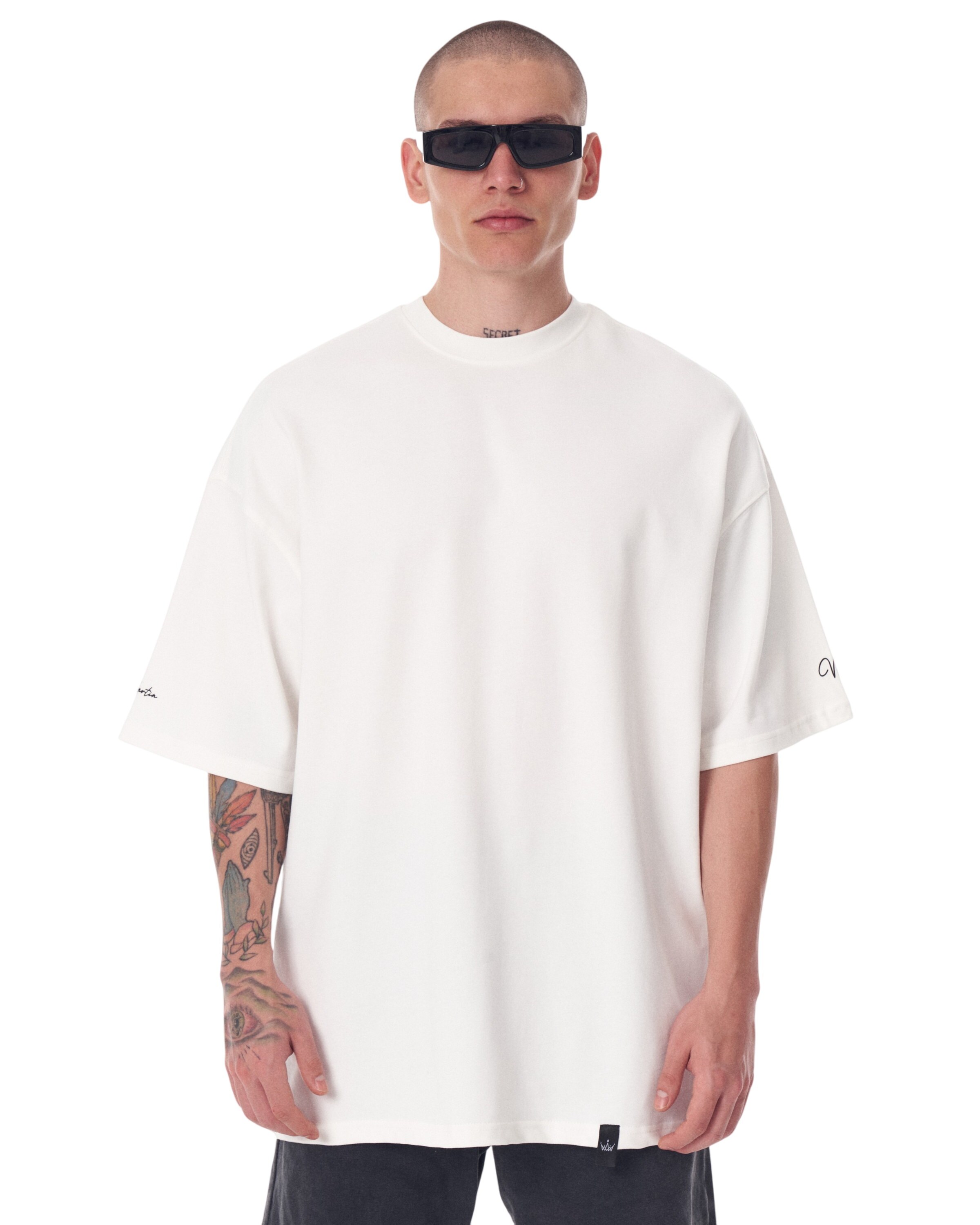 MARTIN VALEN Shirt in White: front