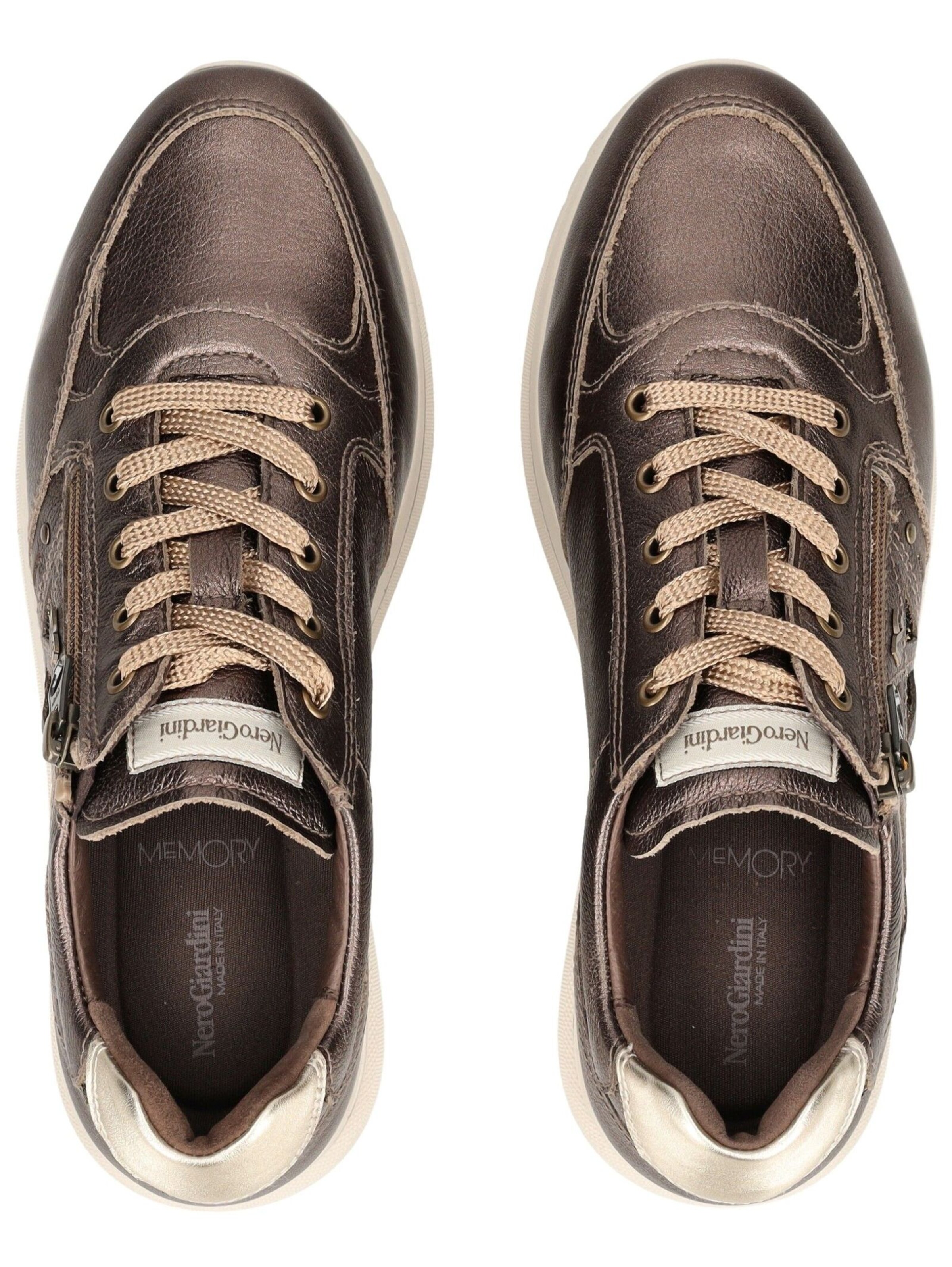 Baskets basses Nero Giardini en marron