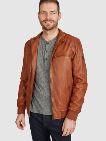 bugatti Lederjacke 'BULeonardo' in Braun: Vorderseite