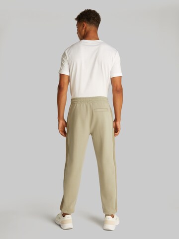 Calvin Klein Jeans Alt kitsenev Püksid, värv pruun