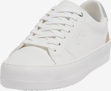 Pull&Bear Sneakers in White: front