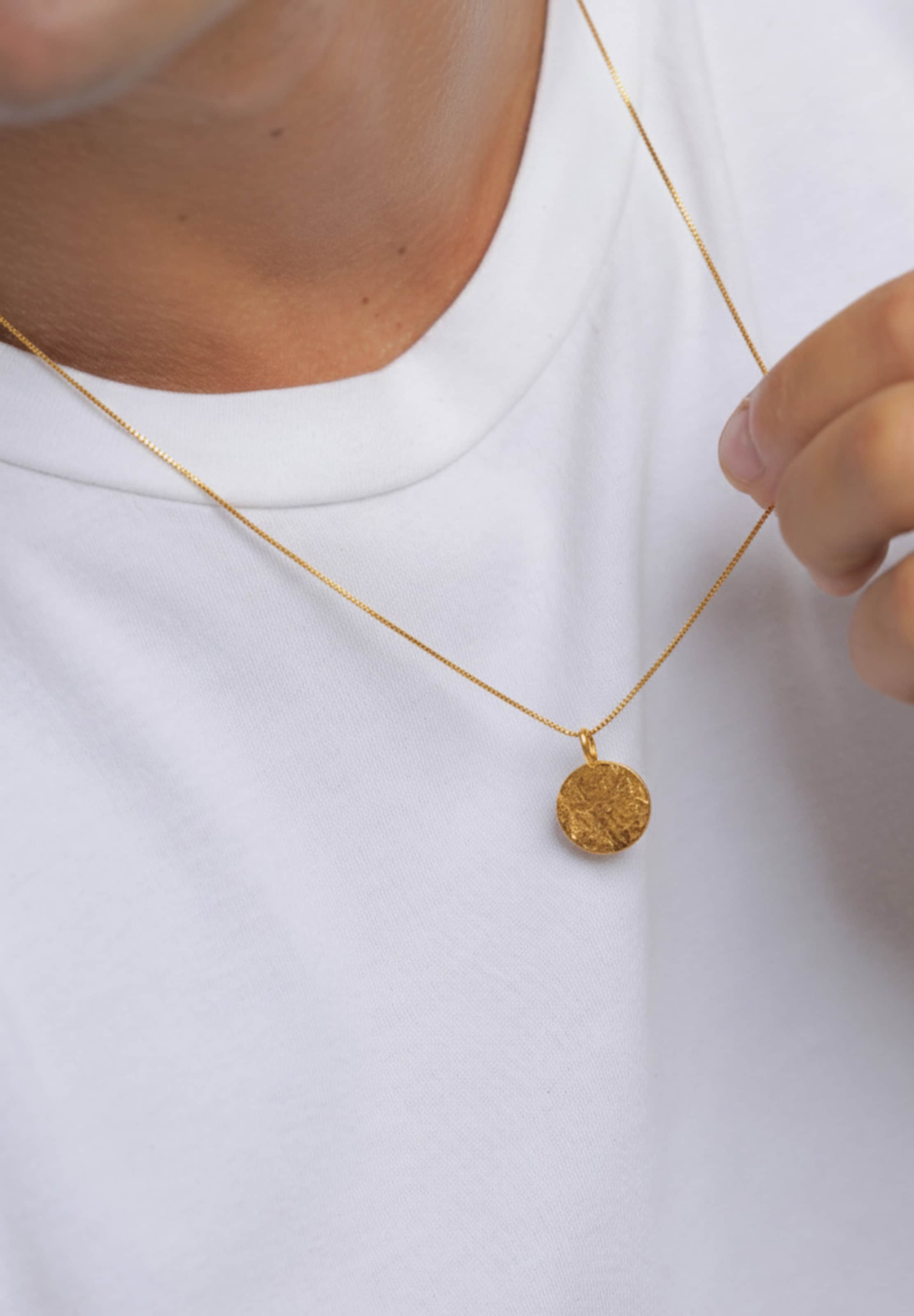 KUZZOI Řetízek – zlatá: přední strana