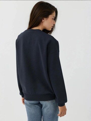 Sweat-shirt 'Sweatshirts' Hiccup en bleu