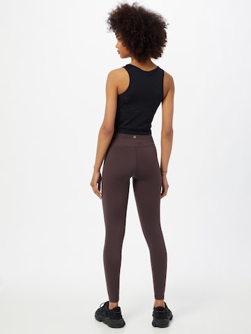 Coupe slim Pantalon de sport 'Franz' Athlecia en rouge