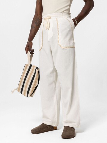 VAMOS CLO Loosefit Broek 'Savannah' in Beige