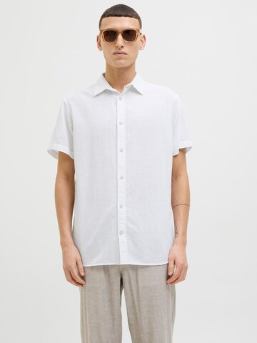 JACK & JONES - Ajuste confortable Camisa 'JJESUMMER' en blanco: frente