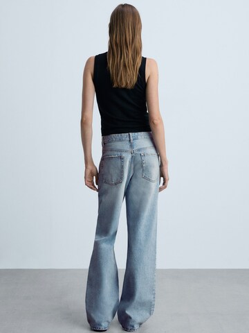 MANGO Flared Jeans 'MIAMI' in Blauw