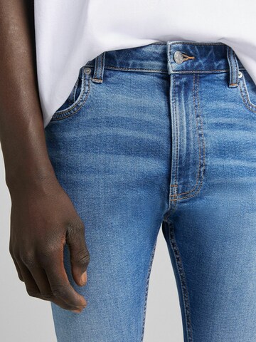 Bershka Skinny Džíny – modrá