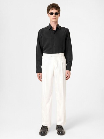 Antioch - regular Pantalón plisado 'Eurico' en blanco