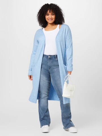 Cardigan 'Esly' ONLY Carmakoma en bleu