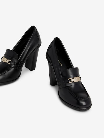 TOMMY HILFIGER Pumps met hoge voorkant in Zwart