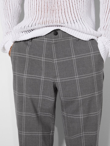 Bershka Regular Trousers in Grey