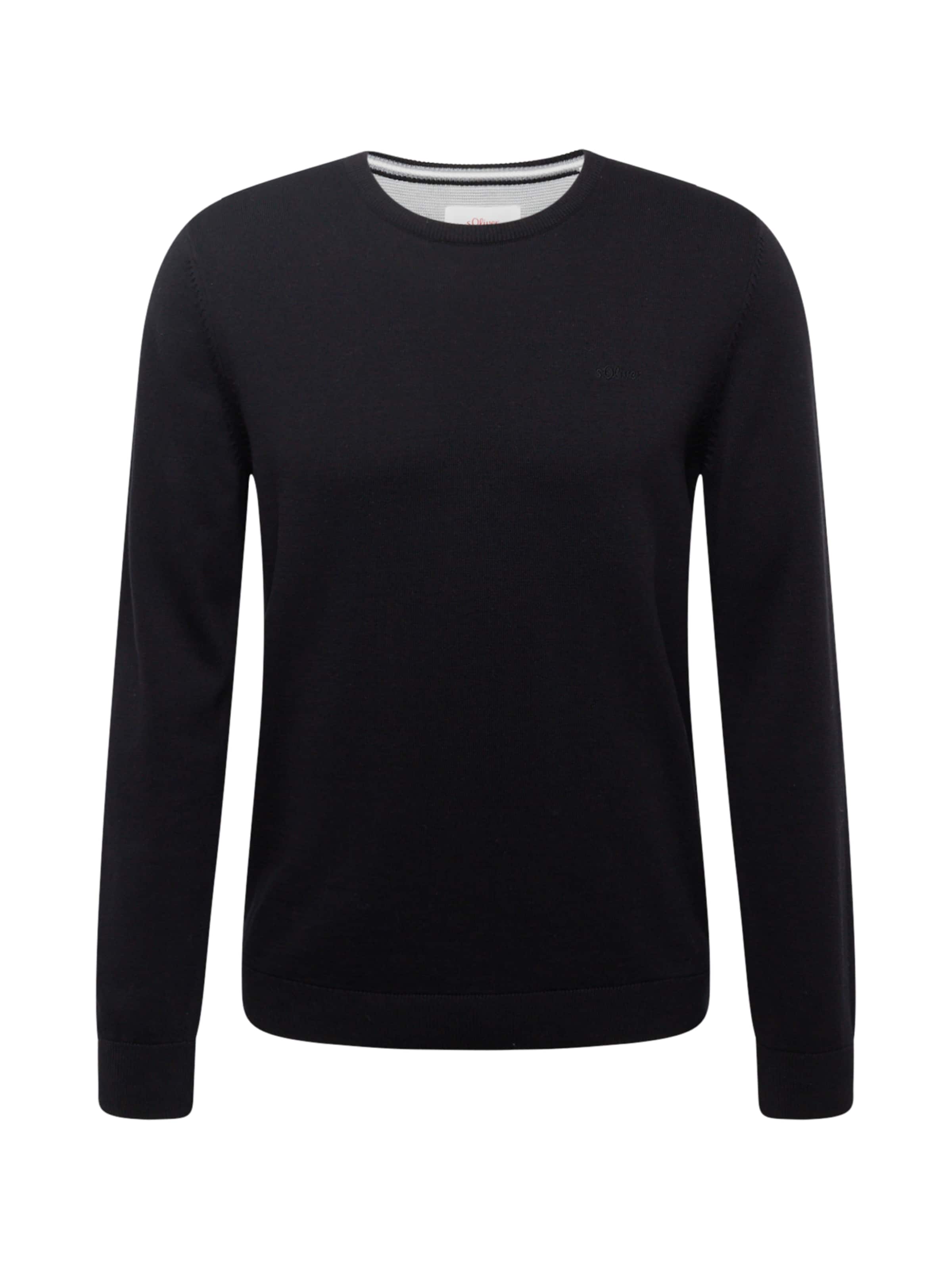 s.Oliver Trui in Zwart: voorkant