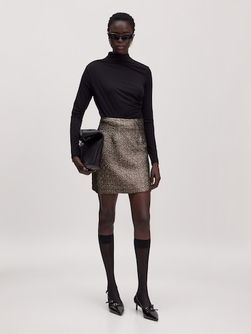 EDITED Пола 'Josie' в злато