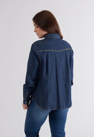 October Blouse in Blauw