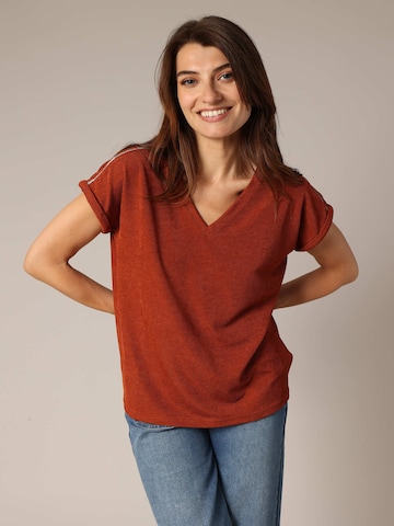 T-shirt 'Kriva' Deeluxe en rouge : devant