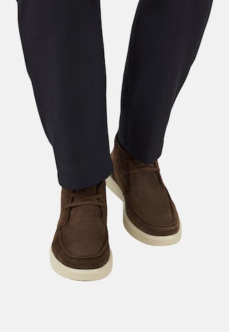 Boggi Milano Chukka Boots 'Cirrus' in Braun: Vorderseite