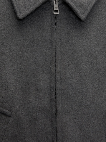 Veste mi-saison Pull&Bear en gris