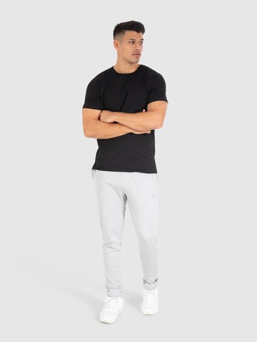 Smilodox T-Shirt 'Karry' in Schwarz