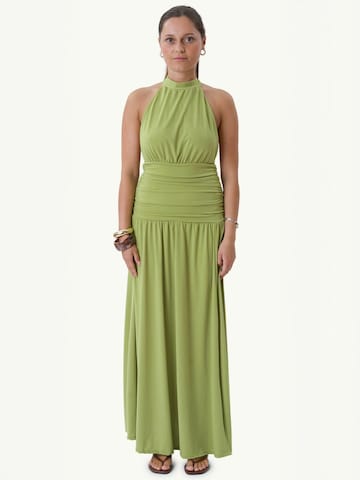 Abito ' Olivia ' di TEESHOPPEN in verde: frontale