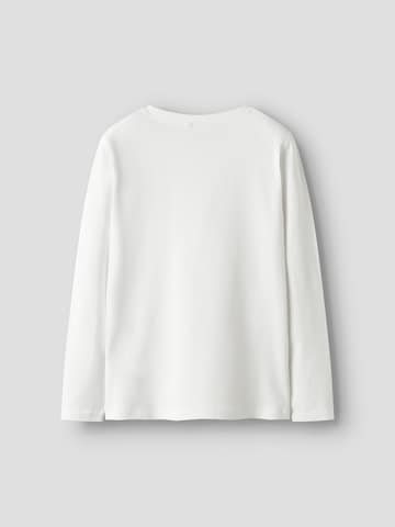 Tricou 'NKMVUX' de la NAME IT pe alb