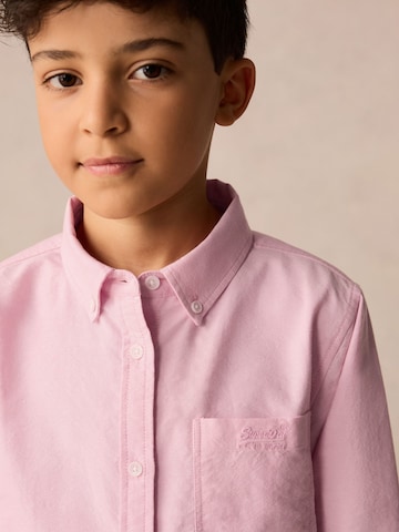 Superdry - Ajuste regular Camisa en rosa