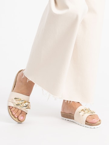 VITAFORM Mules in Beige: front