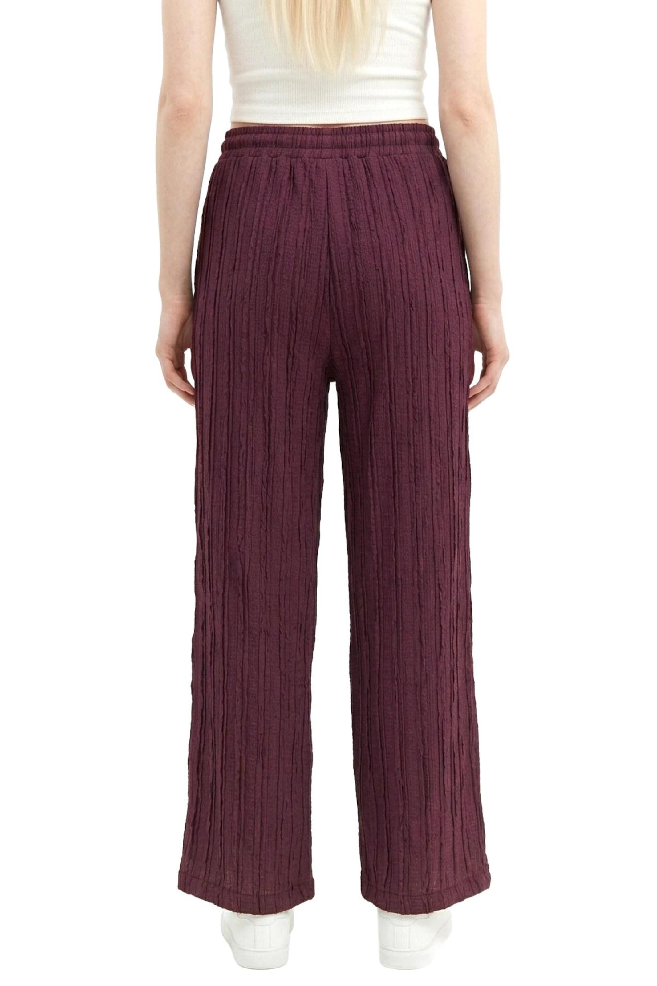 No Matter What Loose fit Trousers in Red