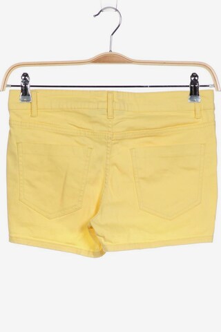 Kiabi Shorts S in Gelb