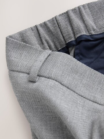 Next Regular Hose in Grau