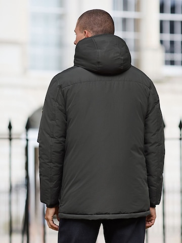 Next Parka in Schwarz